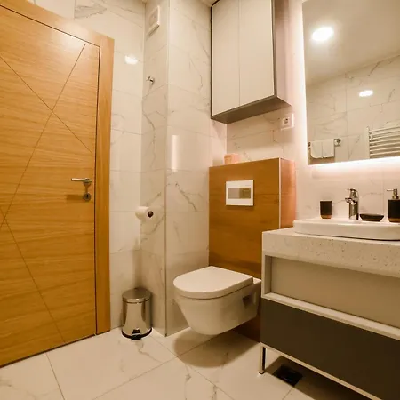 - Lux Apartment Zlatibor