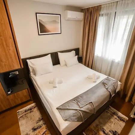 - Lux Apartment Zlatibor