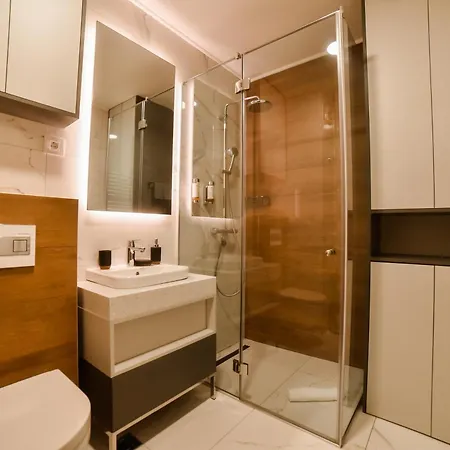 - Lux Apartment Zlatibor